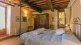 Toscana Immobiliare - Tuscan hamlet and estate for sale in Cortona