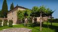 Toscana Immobiliare - Holidays in Tuscany in villa with private pool