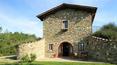 Toscana Immobiliare - Typisch toskanisches Anwesen inmitten einer wunderschönen, naturbelassenen Umgebung.