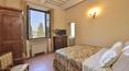 Toscana Immobiliare - Holidays in Tuscany. Rooms for rent in villa with pool