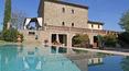 Toscana Immobiliare - Casale con piscina in vendita in Valdichiana