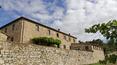Toscana Immobiliare - Main farmhouse of the property for sale in Gaiole in Chianti