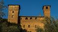 Toscana Immobiliare - Proprietà immobiliare di prestigio con castello e vigneti in vendita a Siena