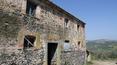 Toscana Immobiliare - Farmhouse to be restored for sale in Civita di Bagnoregio with a panoramic view of the town of Civita
