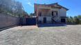 Toscana Immobiliare - Detached villa with garden for sale in Tuscany, Torrita di Siena