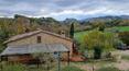 Toscana Immobiliare - Il Podere in vendita è  tra la Val d’Orcia e la Val di Chiana in posizione panoramica