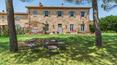 Toscana Immobiliare - Country holidays for Sale near Cortona, luxury relais
