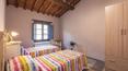 Toscana Immobiliare - Casale con piscina in vendita in Valdichiana, vicino Arezzo