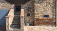 Toscana Immobiliare - Tuscany Country house with swimming pool for sale in Valdichiana