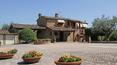 Toscana Immobiliare - Lucignano vendesi antico casale in pietra con dependance e piscina. Vista panoramica sulla Valdichiana, 7 ha di terreno