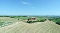Toscana Immobiliare - Podere, casale da ristrutturare in vendita in Val d'Orcia, Siena