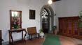 Toscana Immobiliare - Azienda agricola, tenuta con vigneti e oliveti in vendita a Firenze