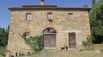 Toscana Immobiliare - Zu verkaufen in der Toskana Bauernhof mit Weinberg, Olivenhain, Bauern