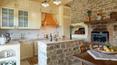 Toscana Immobiliare - Typical Tuscan farmhouse for sale 2 km from the city center of Arezzo