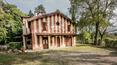 Toscana Immobiliare - Country house with land and outbuilding for sale in Arezzo, Tuscany