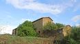 Toscana Immobiliare - Casale da ristrutturare con 70 ettari di terreno in vendita Lucignano