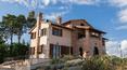 Toscana Immobiliare - Rustic villa for sale in Umbria, Castiglione del Lago, Perugia. Villa for sale with swimming pool, 5 bedrooms, 5 bathrooms, garden, panoramic position