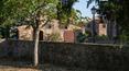 Toscana Immobiliare - Tenuta con antico borgo e vigneti in vendita in Toscana, arezzo