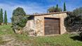 Toscana Immobiliare - The property is completed by an annex used as a tool shed/garage