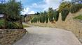 Toscana Immobiliare - Framed by the enchanting Tuscan hilly landscape, this beautiful farmhouse for sale is located in a panoramic position, a very short distance from Cortona.