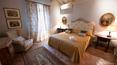 Toscana Immobiliare - Charmantes renoviertes Bauernhaus mit Garten, Olivenhain, Jacuzzi, Pool, Spa, 4 Schlafzimmer und 4 Bäder zu verkaufen in Cortona, Toskana.