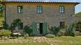 Toscana Immobiliare - La masía tiene 5 dormitorios y 5 baños y se distribuye en dos niveles