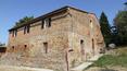 Toscana Immobiliare - La propiedad está rodeada por 52 hectáreas de terreno.