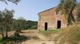 Toscana Immobiliare - È possibile costruire una piscina e acquistare ulteriore terreno