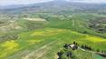 Toscana Immobiliare - Farmhouse for sale in Val d'Orcia