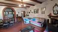 Toscana Immobiliare - Country house in Tuscany with land for sale in Arezzo