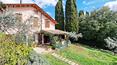 Toscana Immobiliare - Villa avec piscine, grenier, cabane à outils et cabane en bois à vendre sur une colline en Toscane