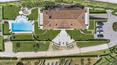 Toscana Immobiliare -  Due ville ristrutturate con due piscine a sfioro con solarium e giardino in vendita a pochi km dalla città di Firenze