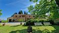 Toscana Immobiliare - Bauernhof mit 40 Hektar Land zu verkaufen in Montalcino