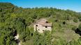 Toscana Immobiliare -  The property is surrounded by 4,000 sqm of land