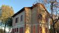 Toscana Immobiliare - Villa to renovate for sale in Tuscany