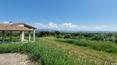 Toscana Immobiliare - The property includes the main villa for the residence and a large outbuilding for the various services of the farm