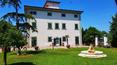 Toscana Immobiliare - Villa néoclassique avec parc à vendre près de Florence