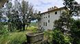 Toscana Immobiliare - La proprietà può essere trasformata in una dimora unica a contatto con la natura o in una struttura ricettiva di lusso