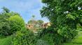 Toscana Immobiliare - The beautiful villa enjoys beautiful views over the Tuscan countryside and absolute privacy