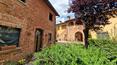 Toscana Immobiliare - Prestigieuse propriété à vendre dans la verdoyante Valdichiana, située dans une position extrêmement stratégique