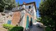 Toscana Immobiliare - Two annexes are located at the entrance to the property