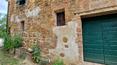 Toscana Immobiliare - Zu verkaufen im toskanischen Val d'Orcia Bauernhaus mit Nebengebäude und Grundstück in Panoramalage