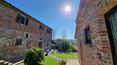Toscana Immobiliare - Prestigious farmhouse with pool for sale in Tuscany