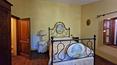 Toscana Immobiliare - Restored farmhouse for sale in Tuscany