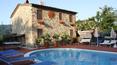 Toscana Immobiliare - Questo affascinante casale, datato tra il 1500 e il 1600, è stato ristrutturato nel 2003