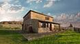 Toscana Immobiliare - Casolare tipico toscano con piscina in vendita posizione panoramica