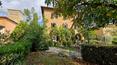 Toscana Immobiliare - Villa ristrutturata del XX secolo con giardino e annessi in vendita a pochi passi dal centro storico di Pienza, in provincia di Siena, Toscana