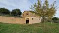 Toscana Immobiliare - The farmhouse of approximately 140 sqm is built on two floors
