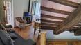 Toscana Immobiliare - La casa presenta presenta i tipici soffitti con travi e mezzane in cotto