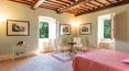 Toscana Immobiliare - Casale di lusso con torre antica, vigneto, oliveto e piscina in vendita in posizione panoramica a Monte San Savino, Arezzo, Toscana